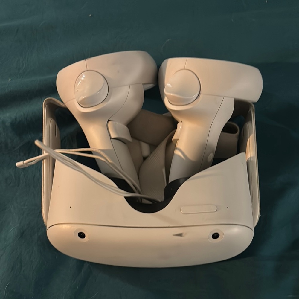 White VR Headset and Controllers